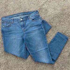 Old Navy super skinny mid-rise jeans